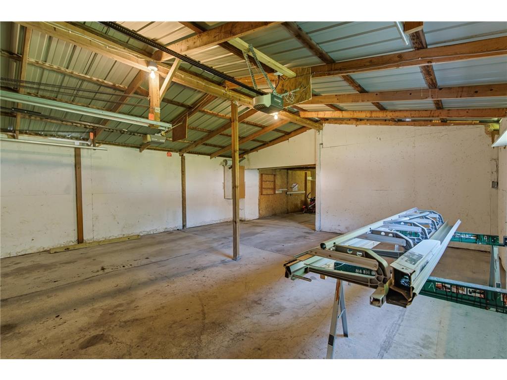 217 N Central Avenue Truman MN 56088 7042894 image38