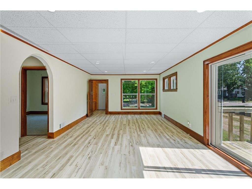 217 N Central Avenue Truman MN 56088 7042894 image4