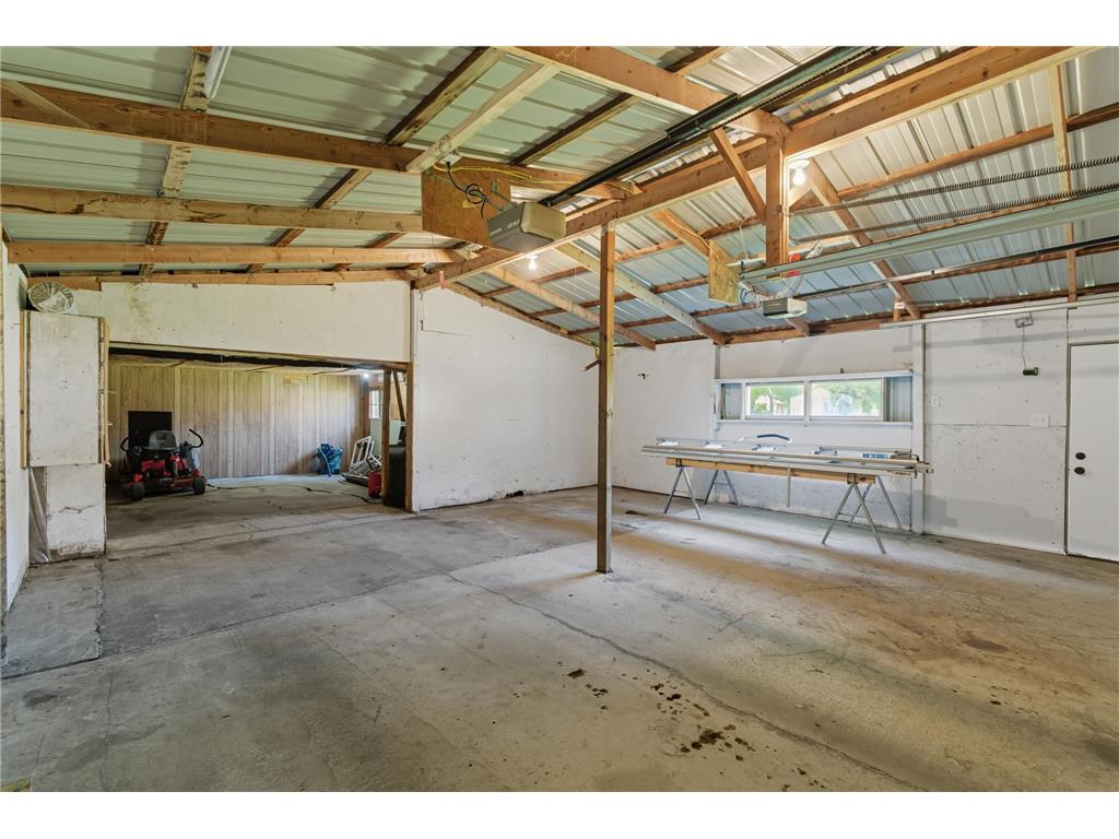 217 N Central Avenue Truman MN 56088 7042894 image40