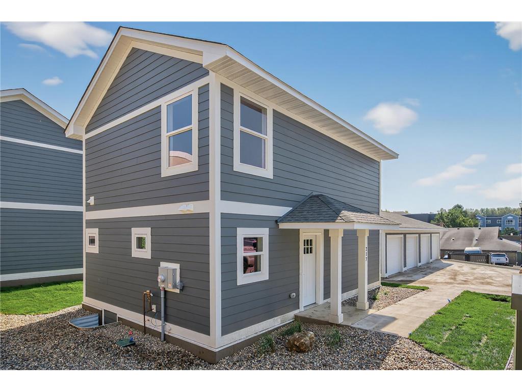 217 N Walnut Street Chaska MN 55318 6787500 image1