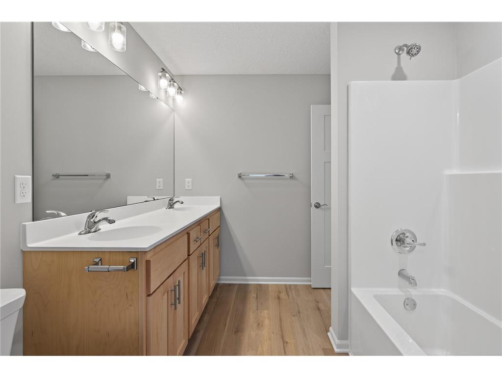 217 N Walnut Street Chaska MN 55318 6787500 image19