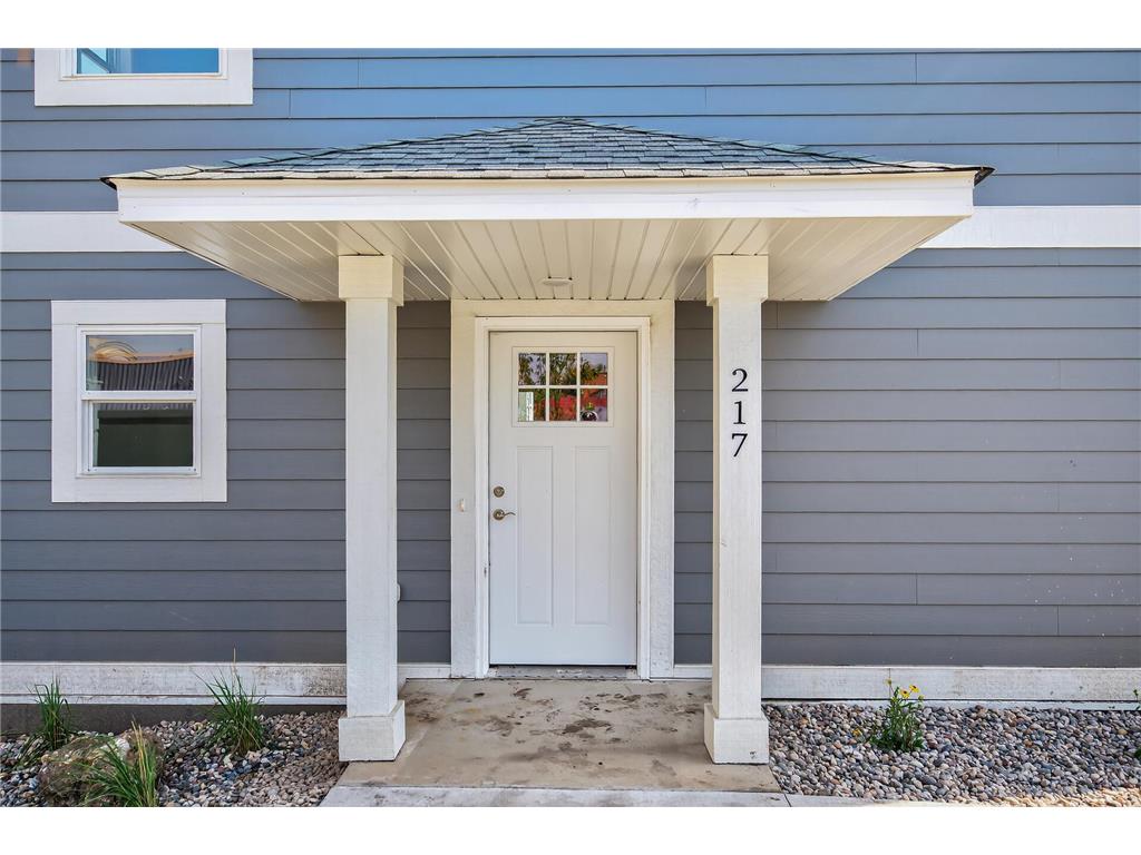 217 N Walnut Street Chaska MN 55318 6787500 image5