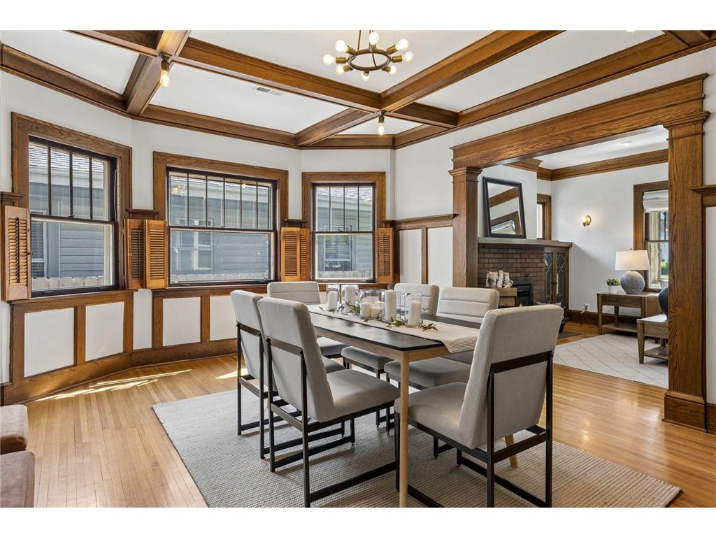 217 Penn Avenue S Minneapolis MN 55405 7063523 image1