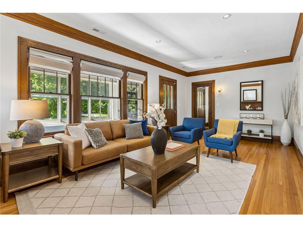 217 Penn Avenue S Minneapolis MN 55405 7063523 image11