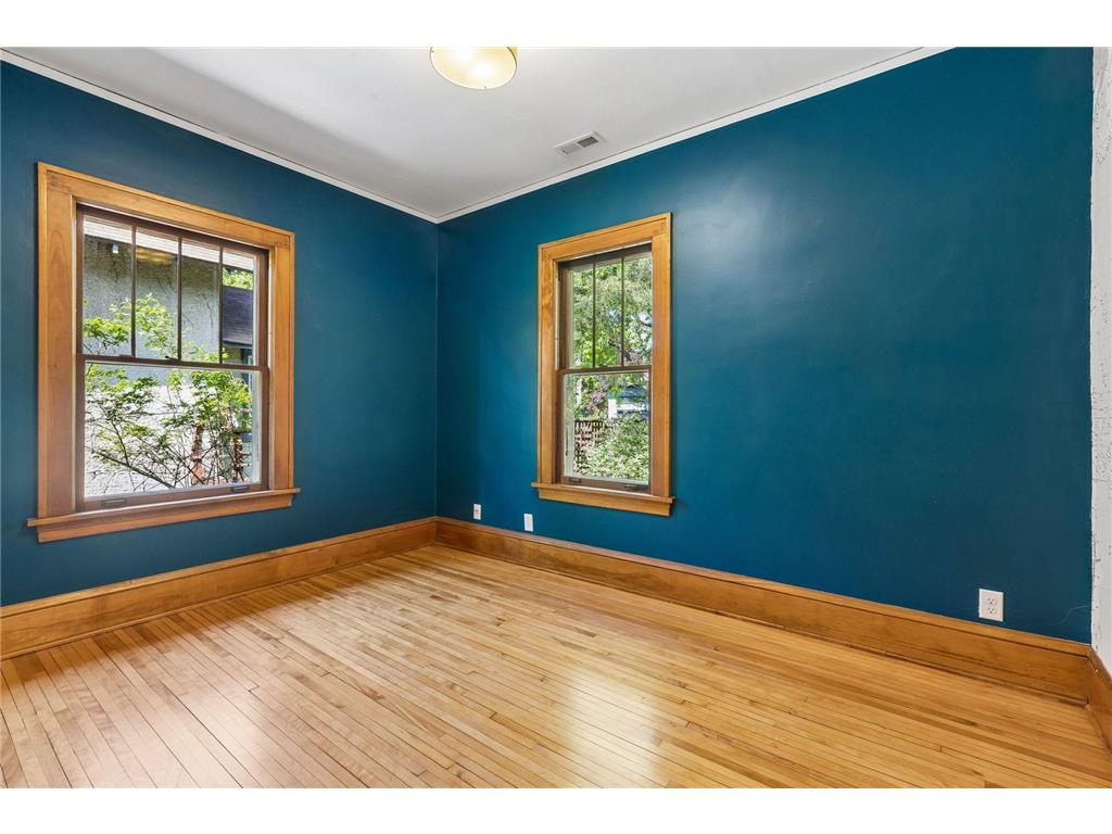 217 Penn Avenue S Minneapolis MN 55405 7063523 image21