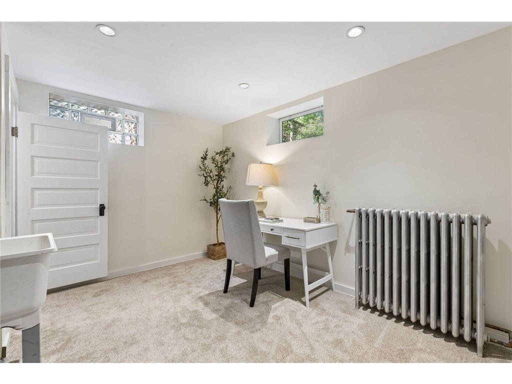 217 Penn Avenue S Minneapolis MN 55405 7063523 image34