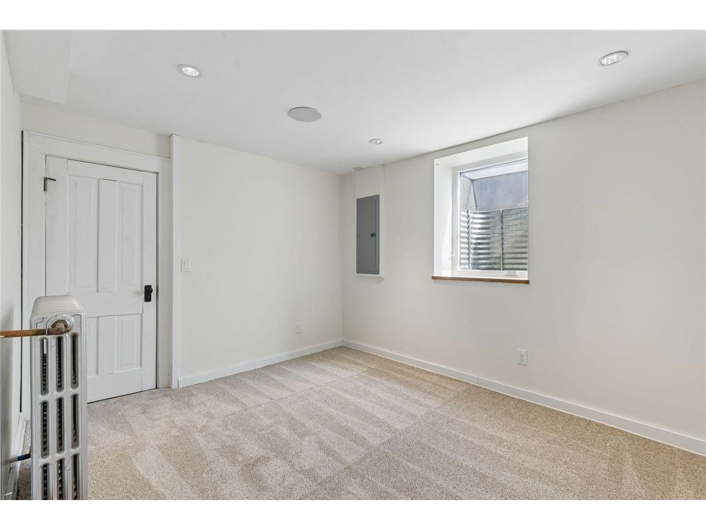 217 Penn Avenue S Minneapolis MN 55405 7063523 image35