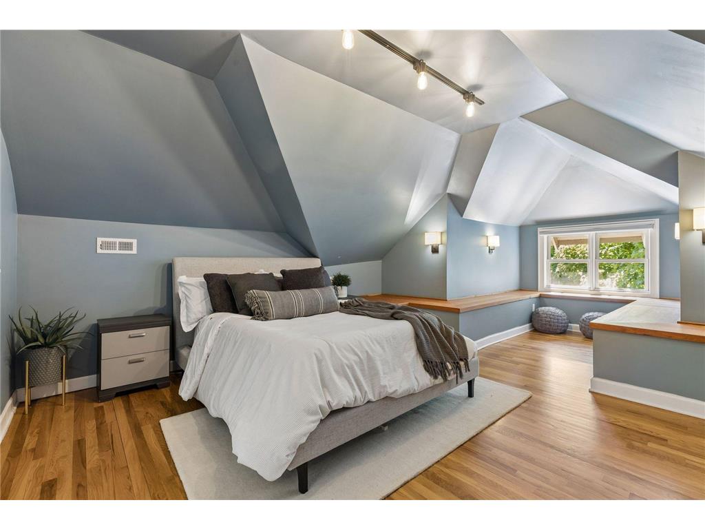 217 Penn Avenue S Minneapolis MN 55405 7063523 image6