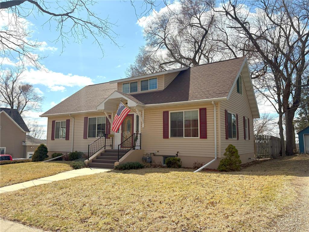 217 S 4th Street Montevideo MN 56265 6695740 image1