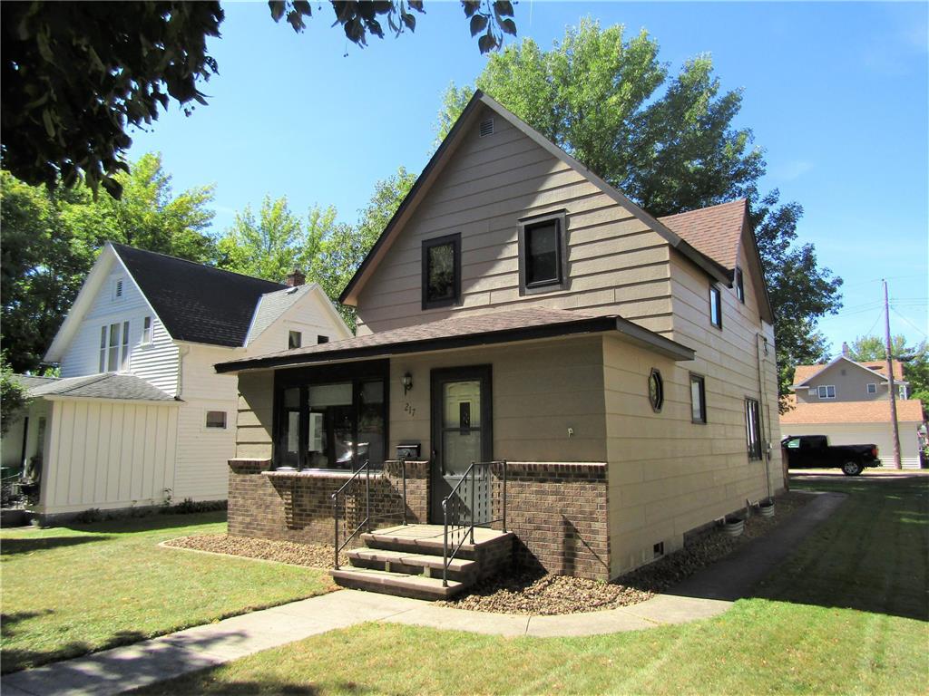 217 S 8th Street, Montevideo, MN, 56265 MLS 6266560 Edina Realty