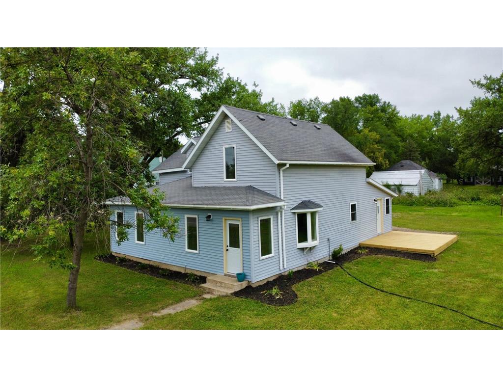 217 State Highway 7 Correll MN 56227 6580515 image1