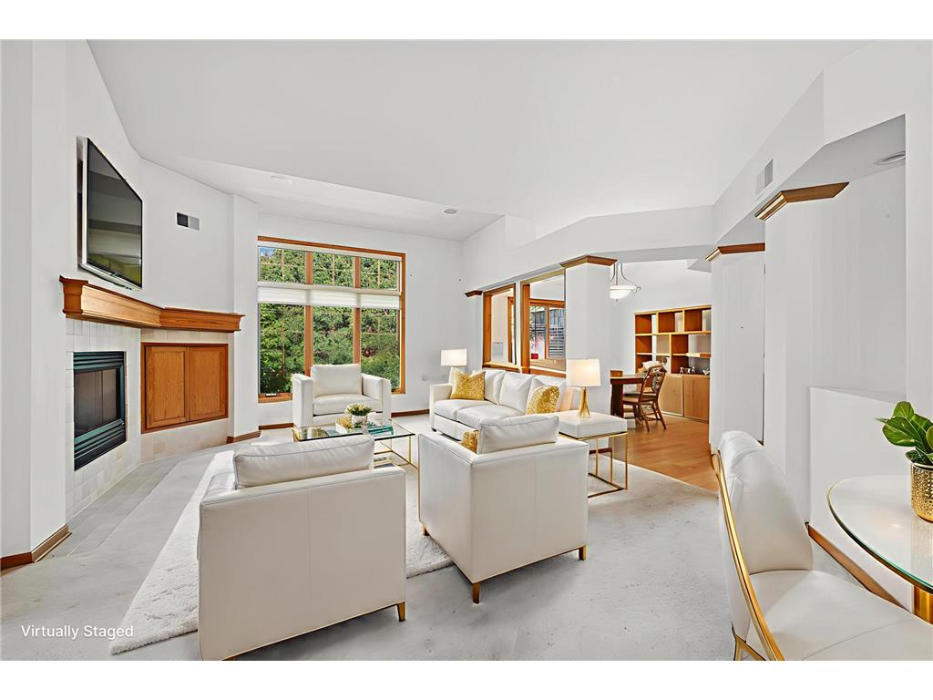 217 W Canyon Drive Hudson WI 54016 6720359 image1