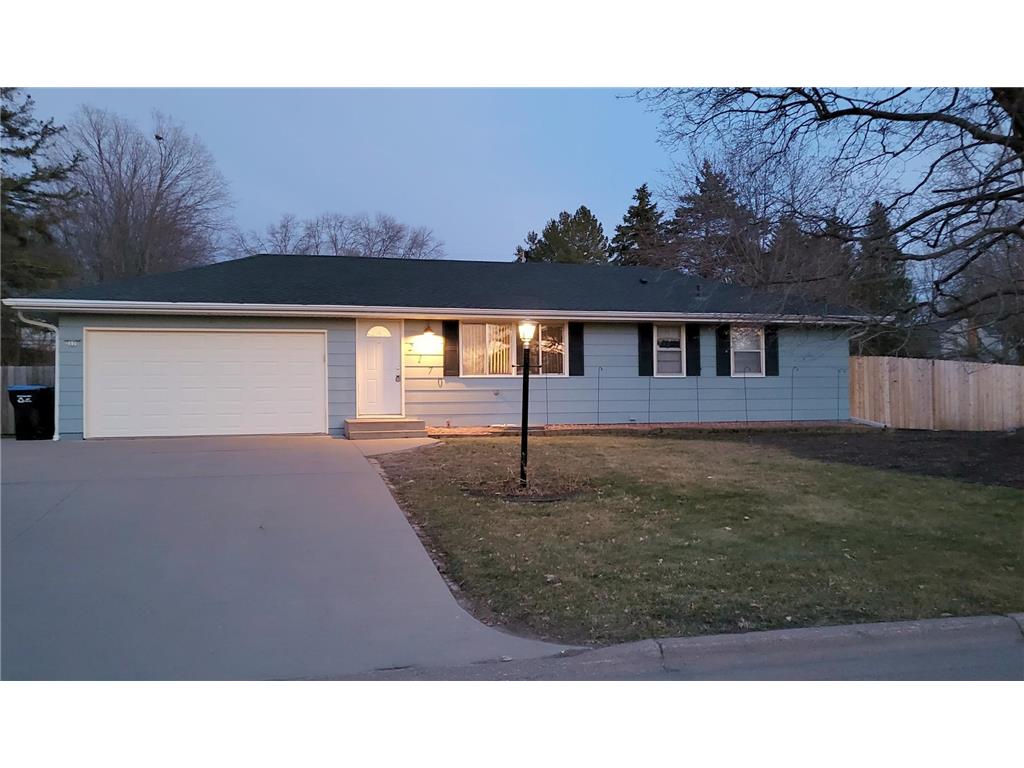 2170 Bossard Drive Roseville MN 55113 6482556 image1