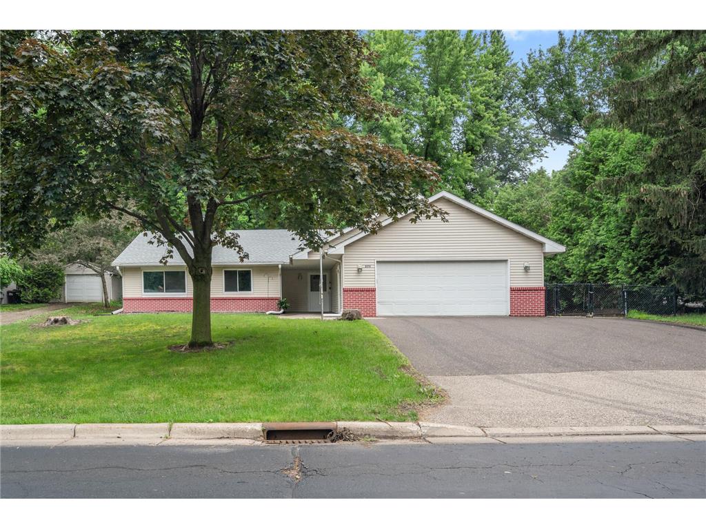 2170 Holloway Avenue E Maplewood MN 55109 6555876 image1