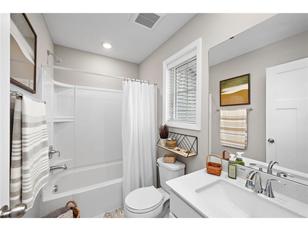 2170 Jasper Court Lino Lakes MN 55038 7012093 image13