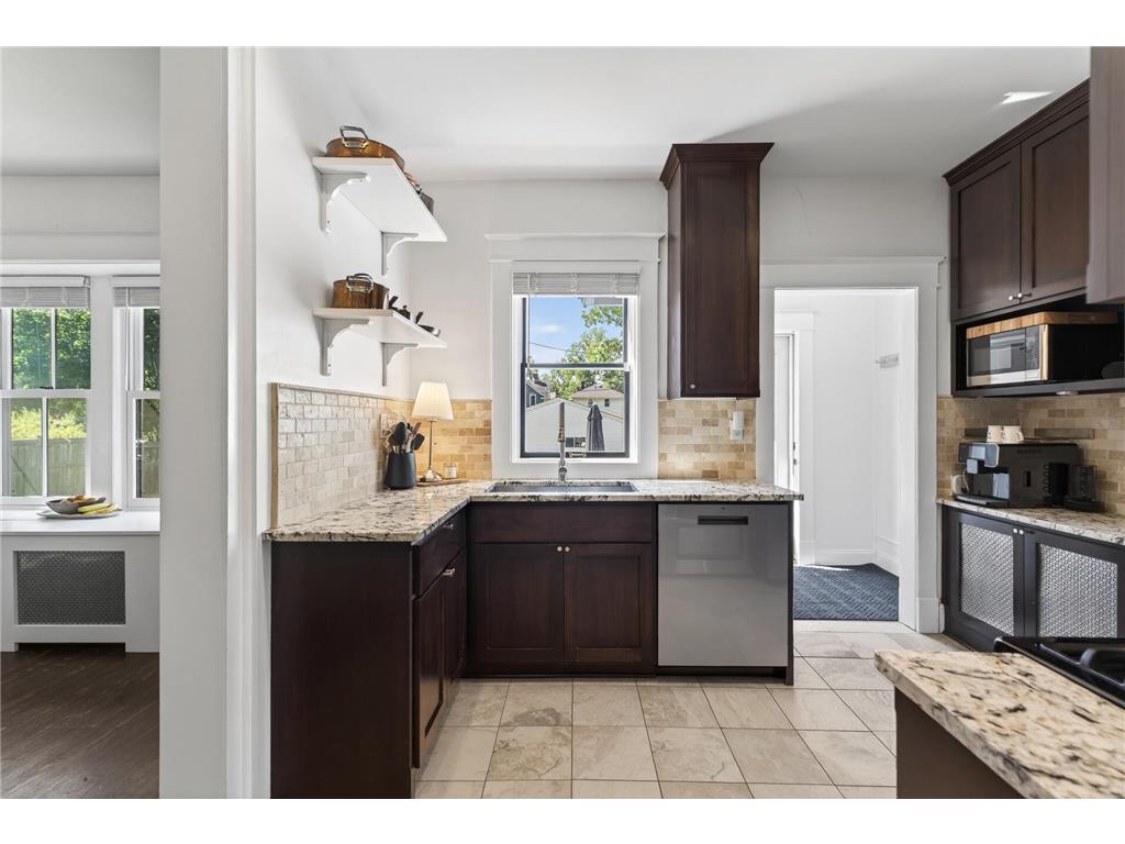 2170 Lincoln Avenue Saint Paul MN 55105 7099644 image17
