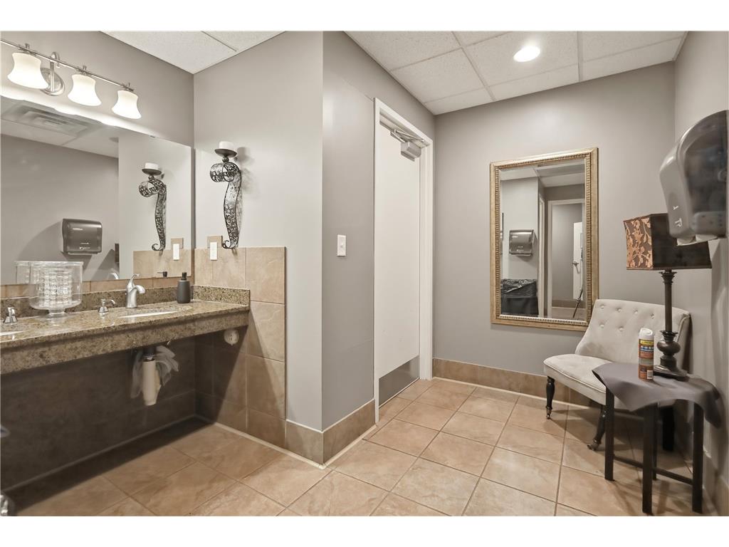 2171 4th Street White Bear Lake MN 55110 7045609 image21