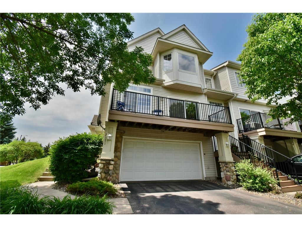 2171 Eagle Trace Lane, Woodbury, MN, 55129 MLS 6379270 Edina Realty