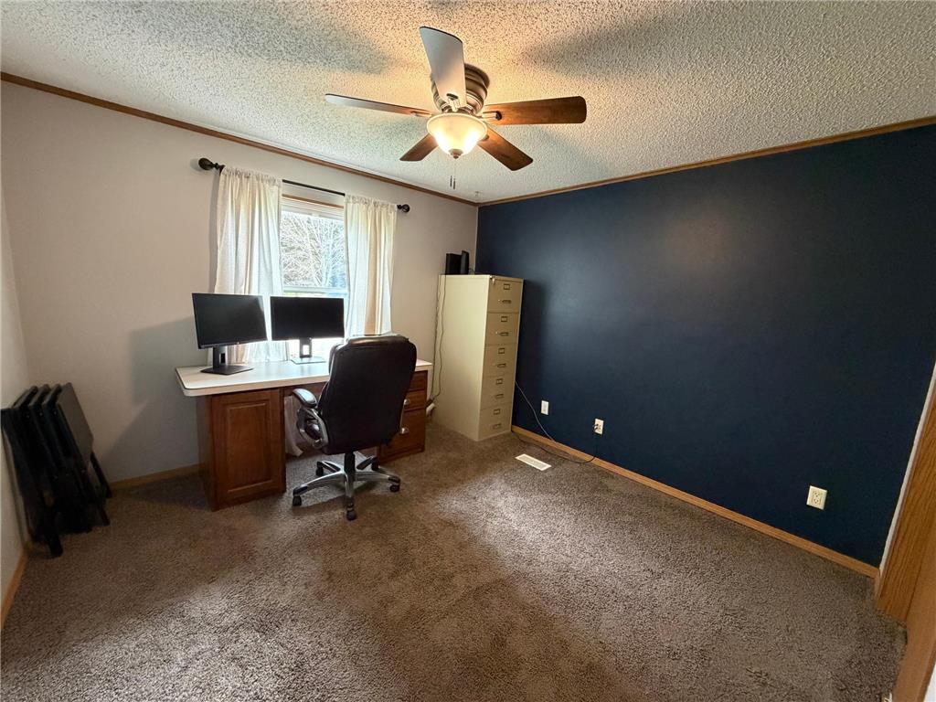 2174 66th Avenue NE Willmar MN 56201 7067450 image29
