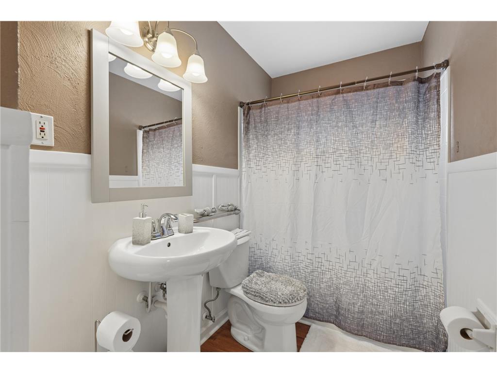 2174 County Road F E White Bear Lake MN 55110 7023135 image14