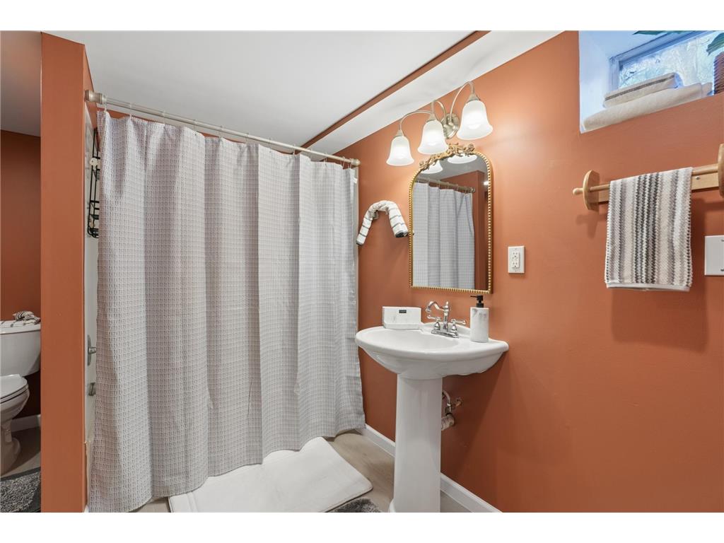 2174 County Road F E White Bear Lake MN 55110 7023135 image15