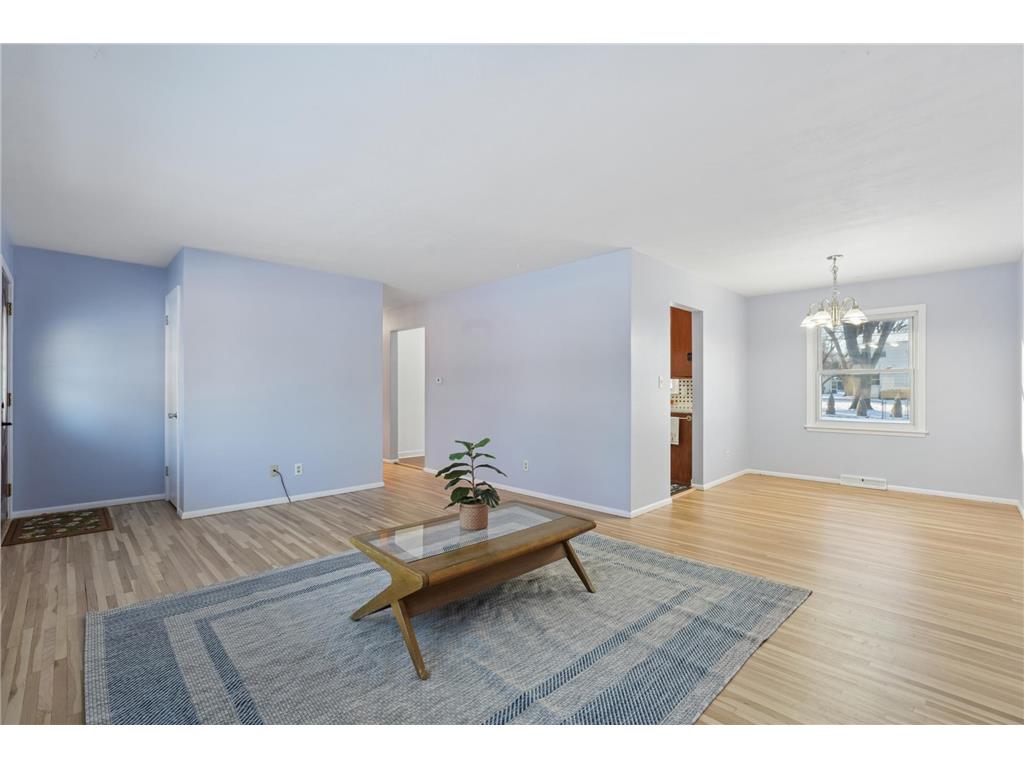 2174 County Road F E White Bear Lake MN 55110 7023135 image3