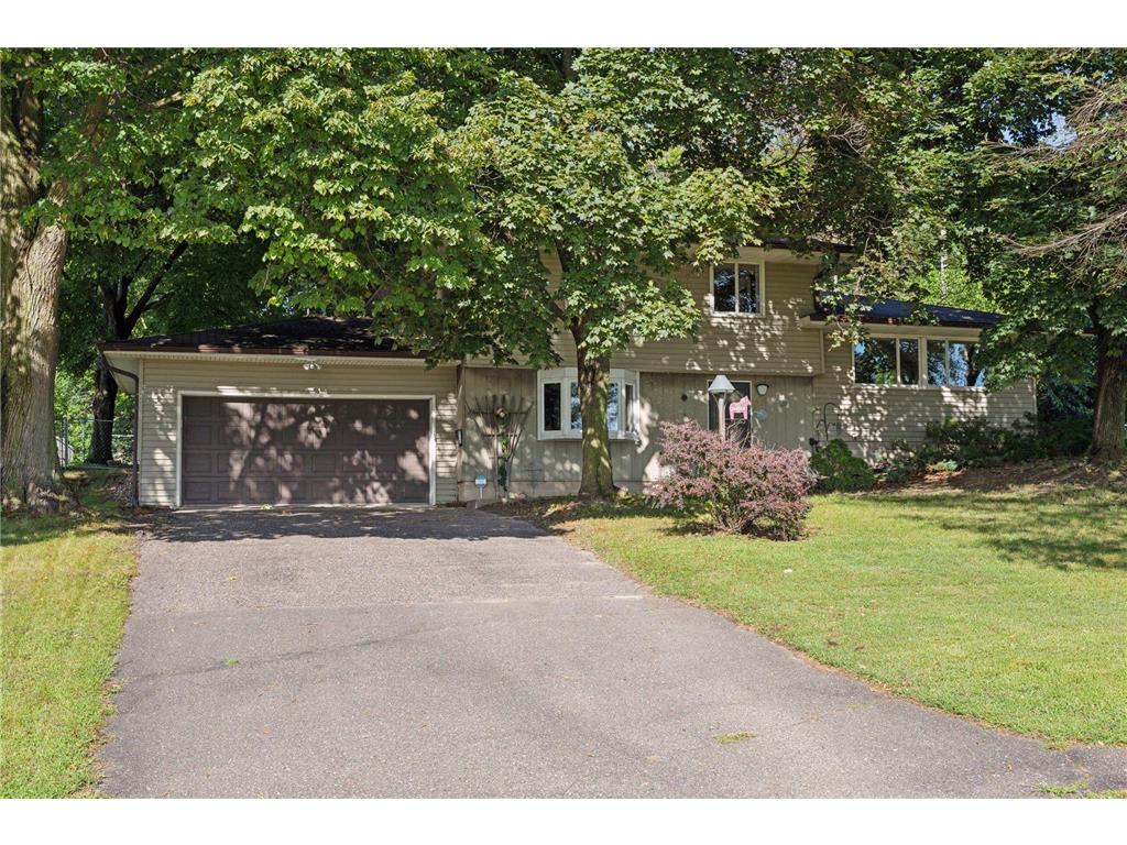 2175 Grotto Street N Roseville MN 55113 6579903 image1