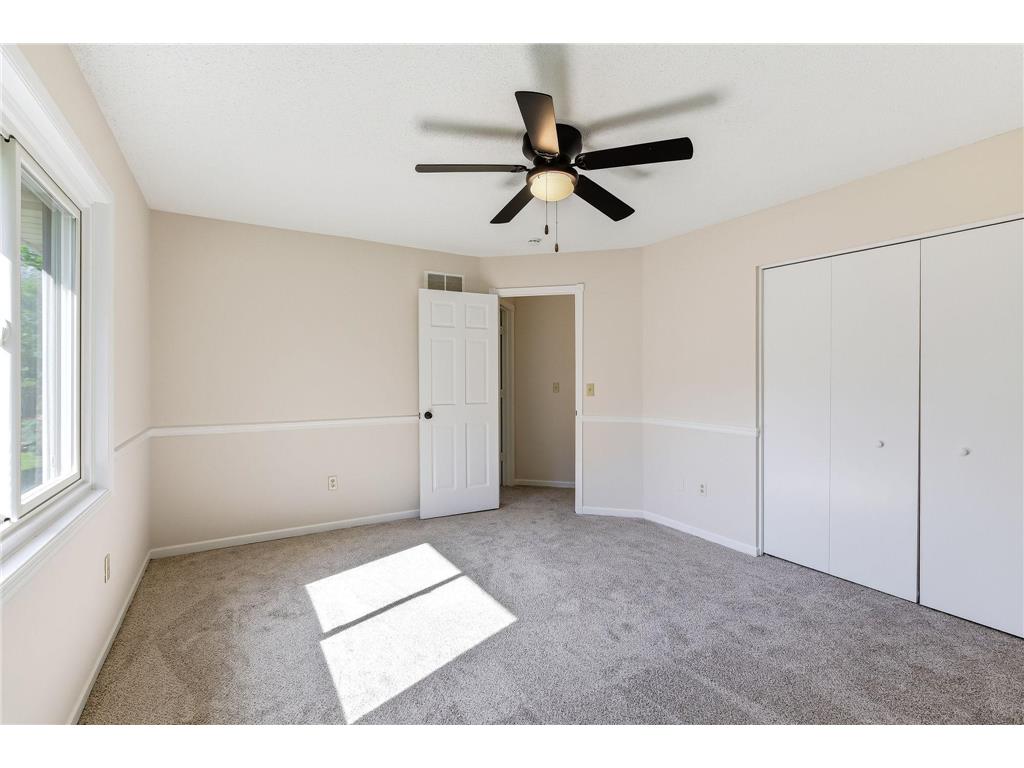 2176 Leyland Alcove Woodbury MN 55125 7086424 image12