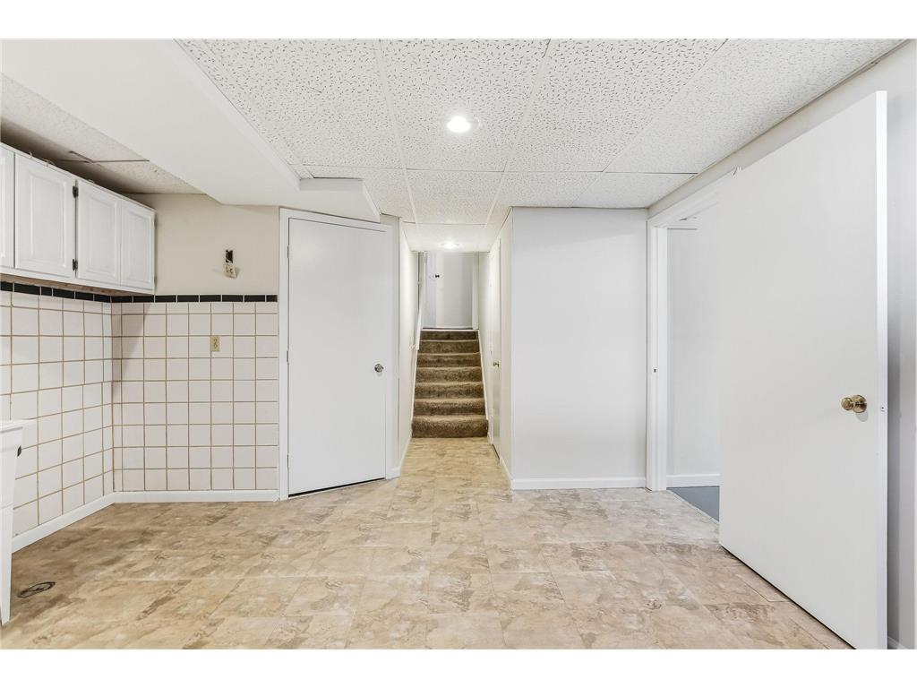 2176 Leyland Alcove Woodbury MN 55125 7086424 image25