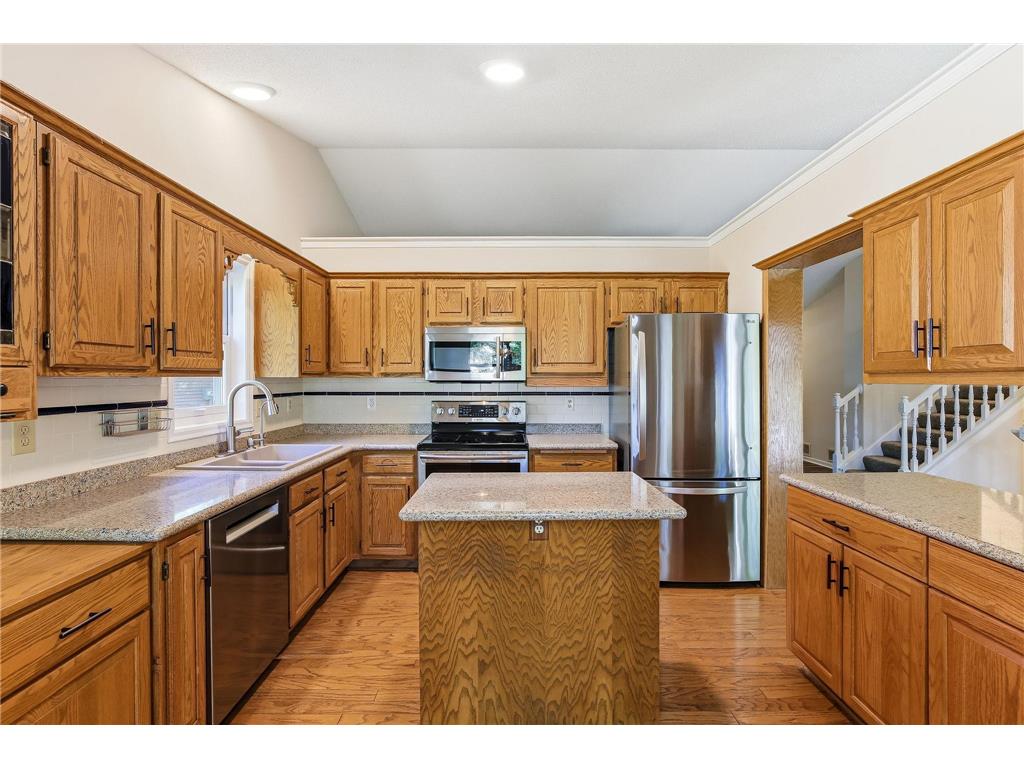 2176 Leyland Alcove Woodbury MN 55125 7086424 image7