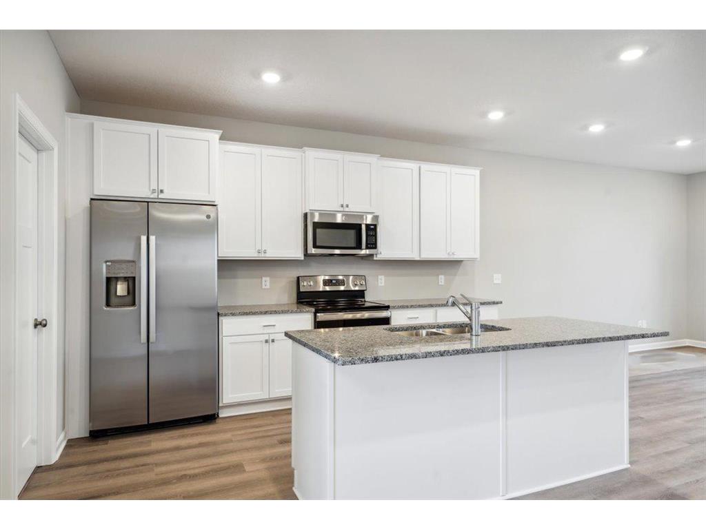 21761 Marsh View Boulevard Rogers MN 55374 6485752 image1