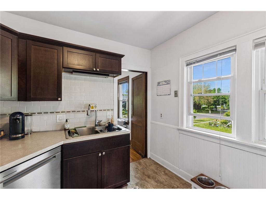 2177 Randolph Avenue Saint Paul MN 55105 7074884 image30