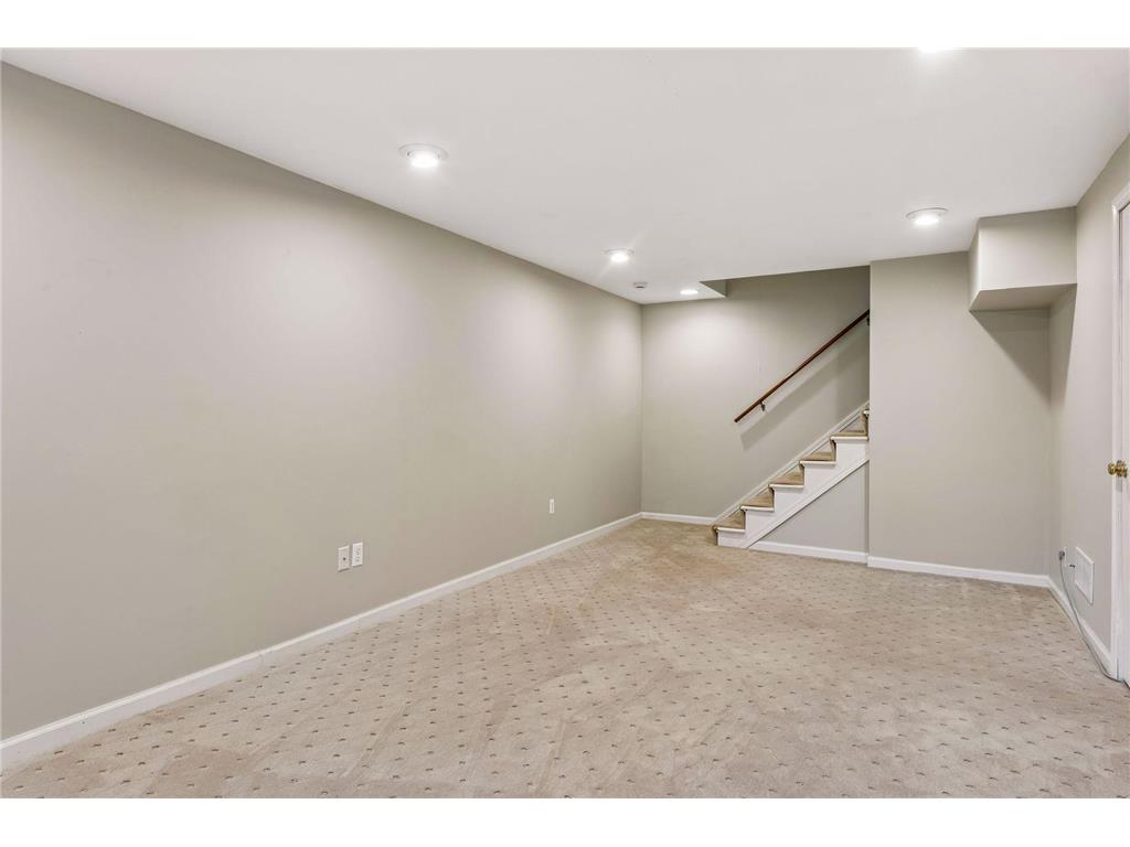 218 11th Avenue N Hopkins MN 55343 6826562 image32