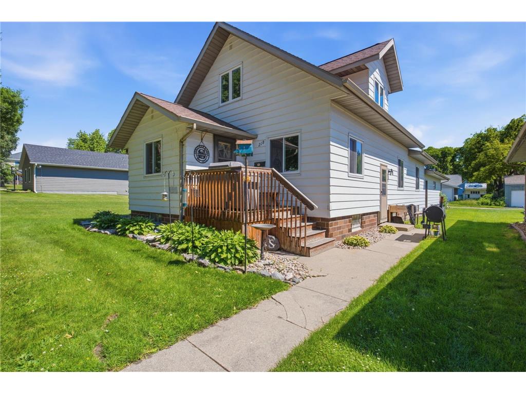 218 1st Street NE Clara City MN 56222 7094466 image1