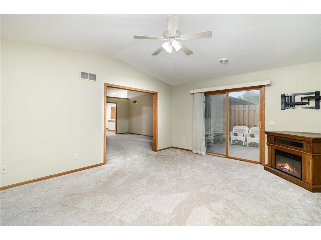 218 6th Street NE Montgomery MN 56069 7006554 image13