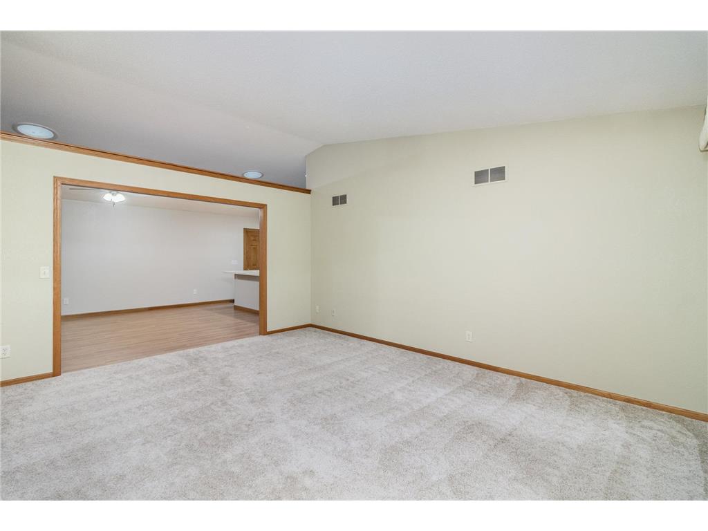 218 6th Street NE Montgomery MN 56069 7006554 image9