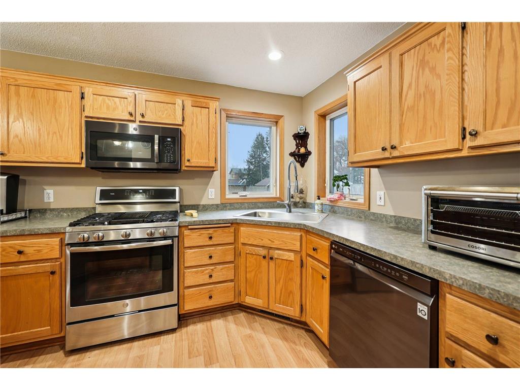 218 Birch Road East Bethel MN 55092 - Coon 7070099 image7