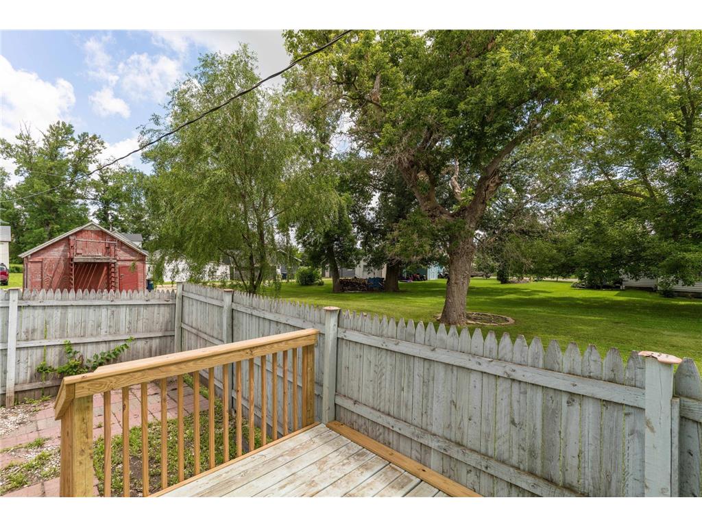 218 E Main Street Cyrus MN 56323 6746880 image15