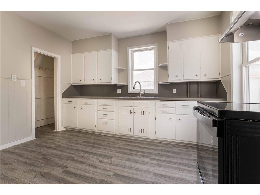 218 E Main Street Cyrus MN 56323 6746880 image19