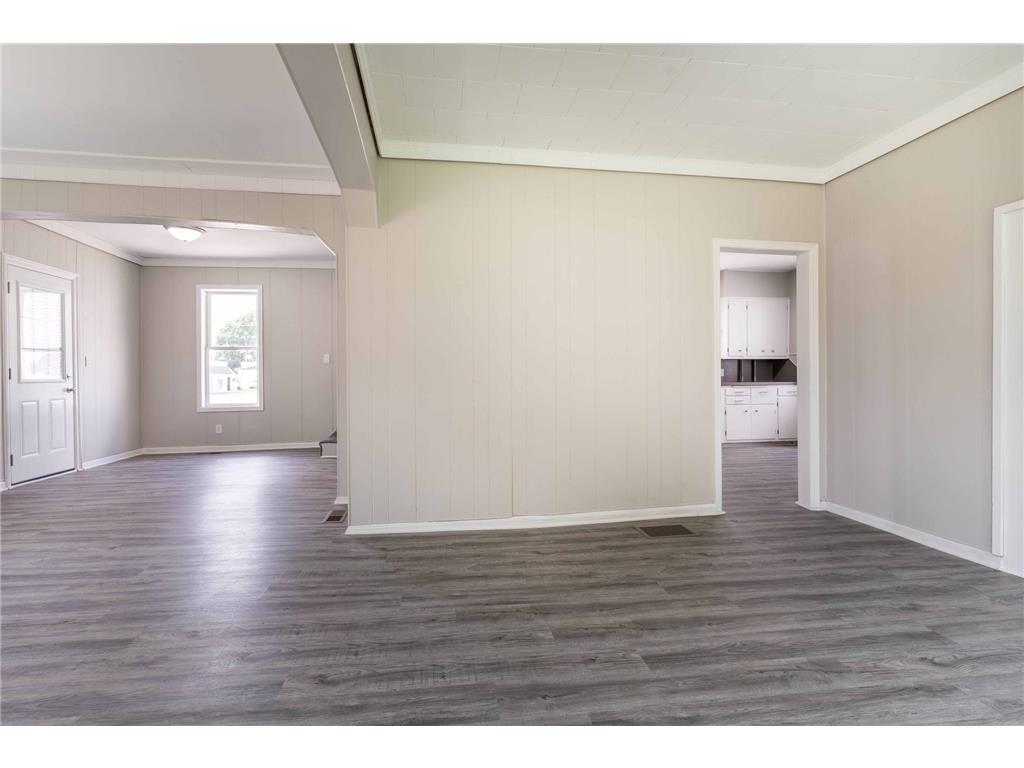 218 E Main Street Cyrus MN 56323 6746880 image25