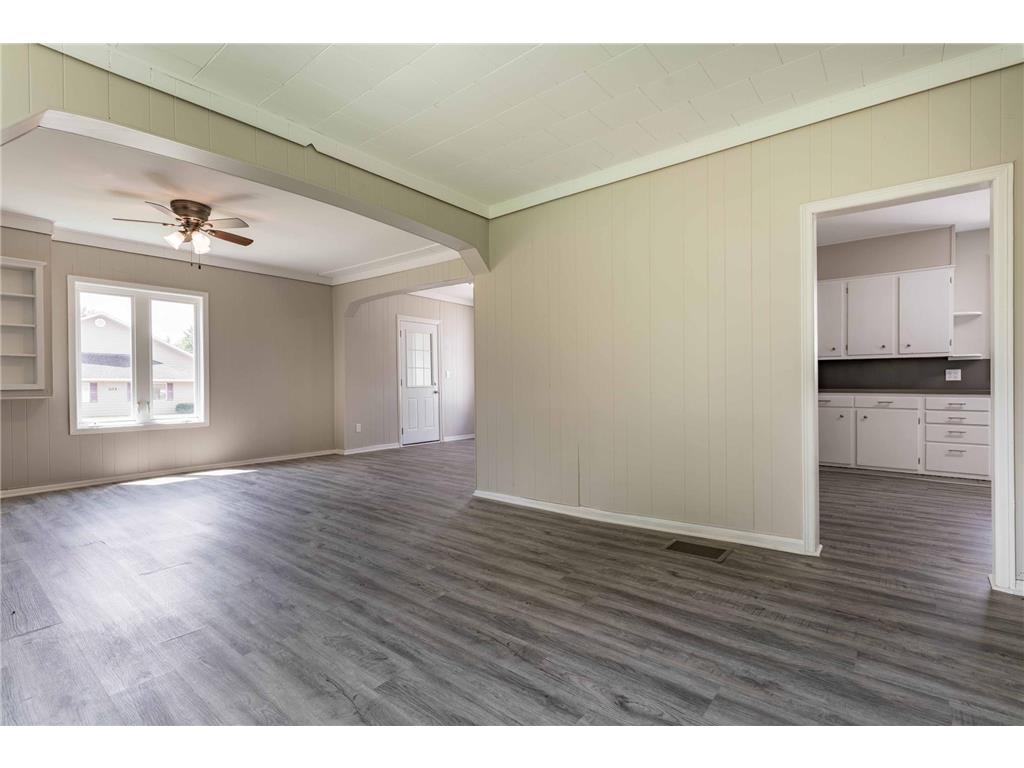 218 E Main Street Cyrus MN 56323 6746880 image26