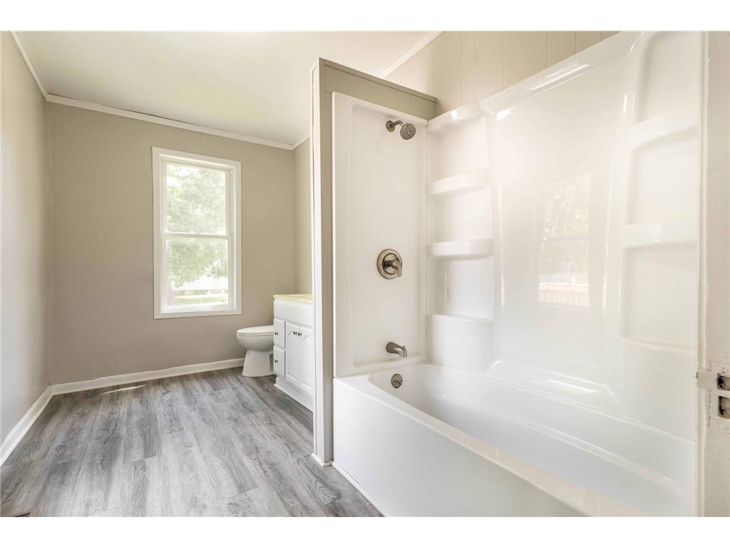 218 E Main Street Cyrus MN 56323 6746880 image36