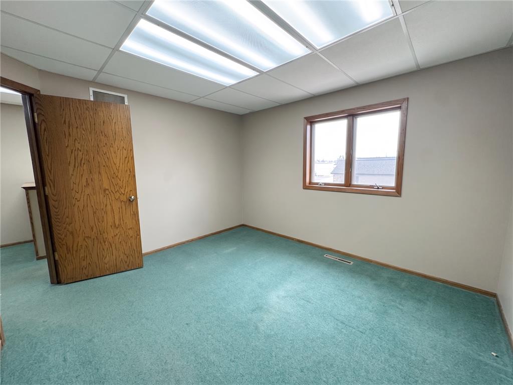 218 E Washington Avenue Fergus Falls MN 56537 7088592 image16