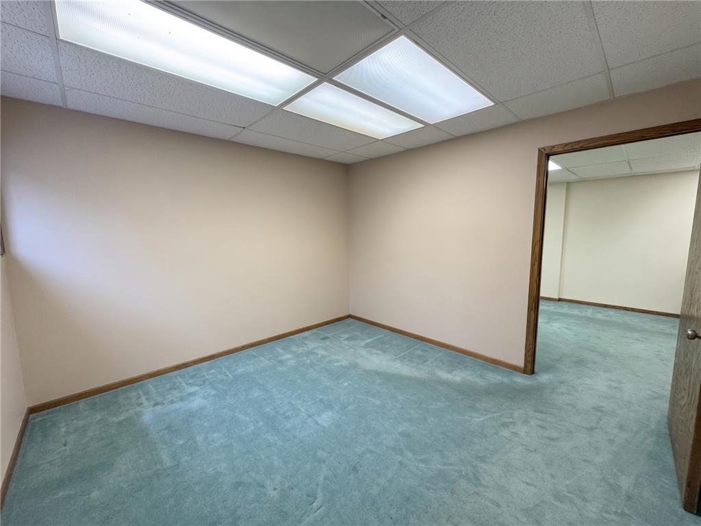 218 E Washington Avenue Fergus Falls MN 56537 7088592 image25