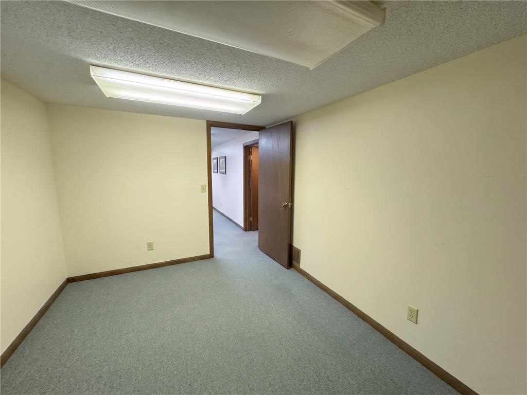 218 E Washington Avenue Fergus Falls MN 56537 7088592 image27