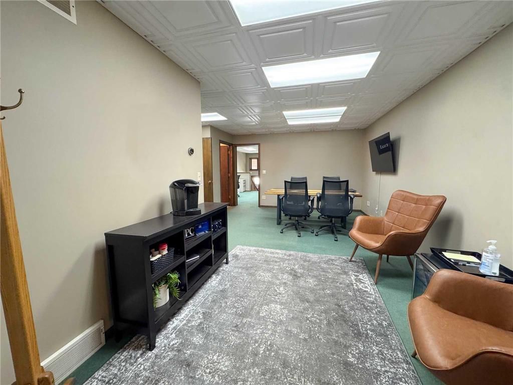 218 E Washington Avenue Fergus Falls MN 56537 7088592 image4