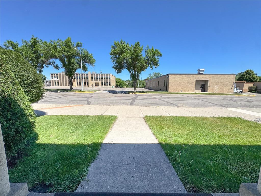 218 E Washington Avenue Fergus Falls MN 56537 7088592 image48