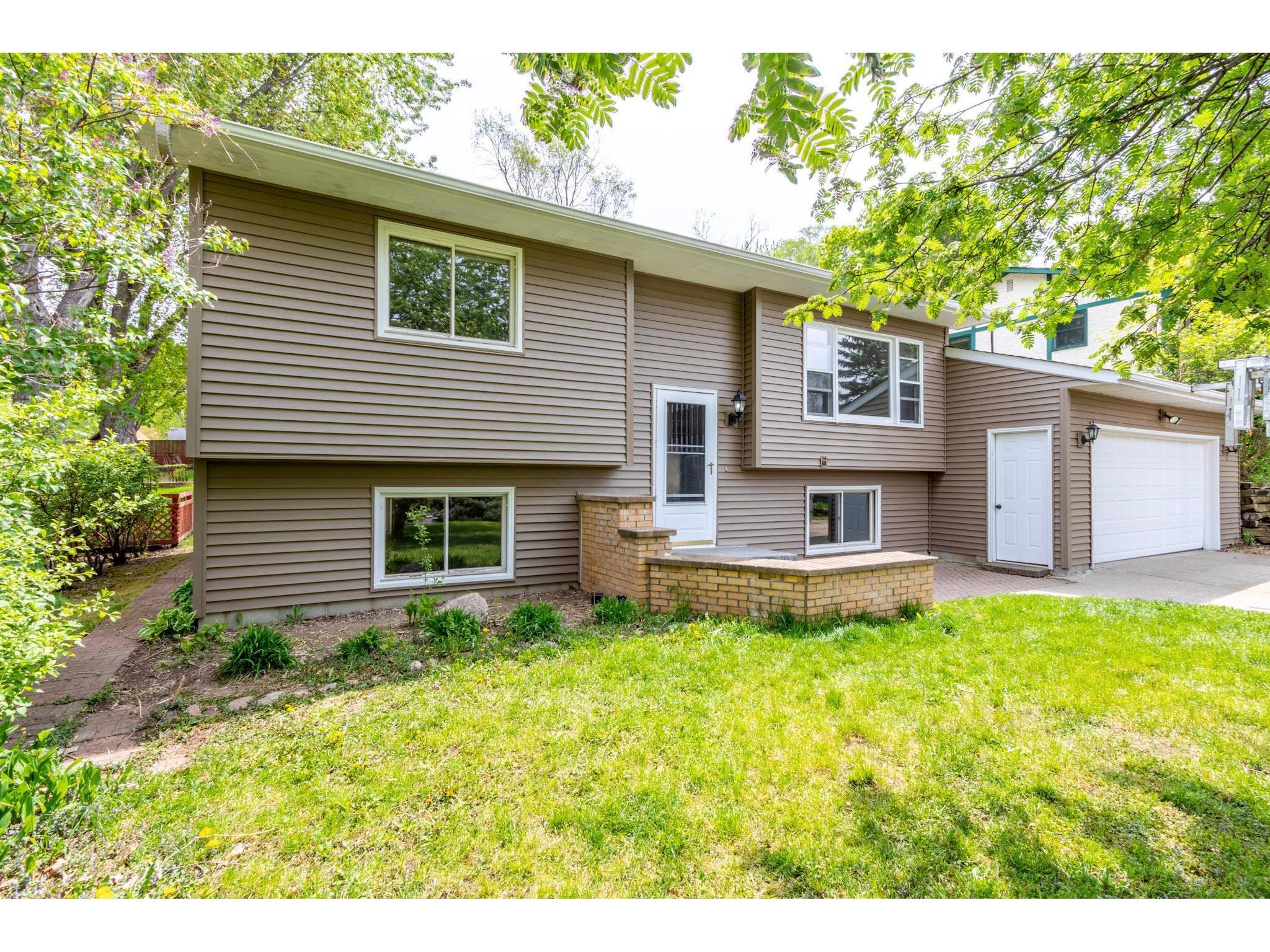 218 Jackson Avenue NW, Watertown, MN 55388 MLS 5758682 Edina Realty