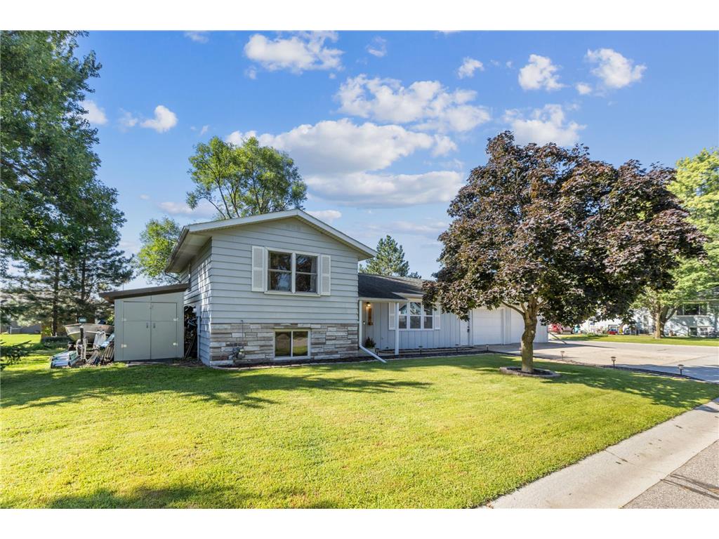 218 Jeanne Avenue E Eden Valley MN 55329 6774623 image1