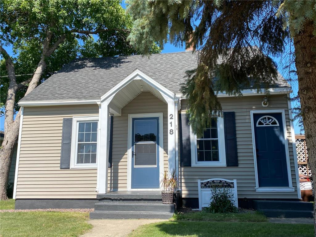 218 Main Street E, Detroit Lakes, MN, 56501 MLS 6256932 Edina Realty